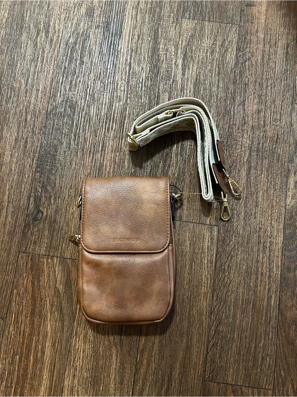 Brown Multi-Pocket Crossbody Bag 🤎✨